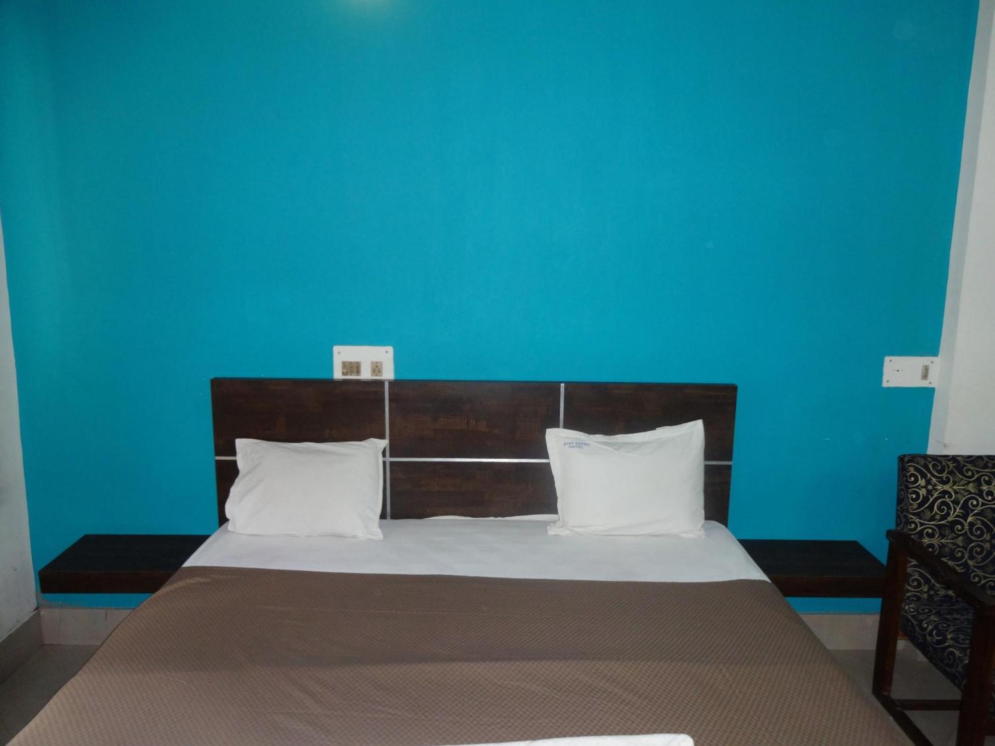 Ajatsatru Hotel Gaya Ngoại thất bức ảnh