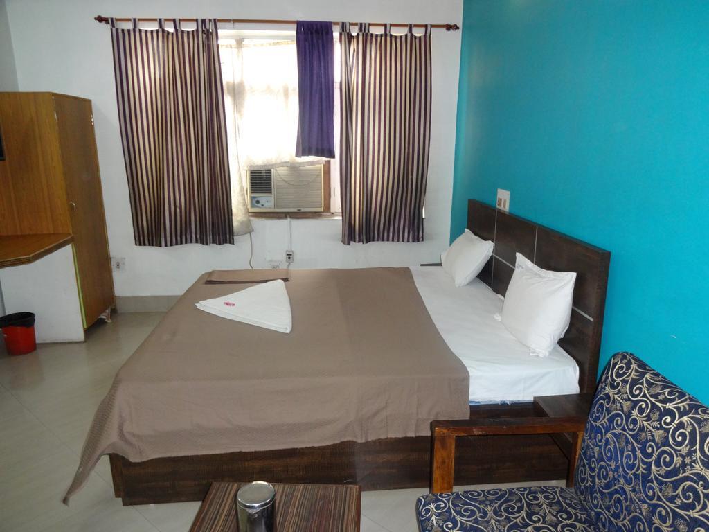 Ajatsatru Hotel Gaya Ngoại thất bức ảnh