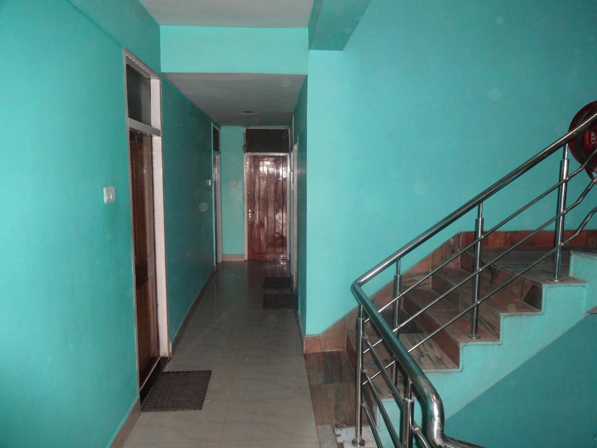 Ajatsatru Hotel Gaya Ngoại thất bức ảnh