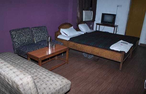Ajatsatru Hotel Gaya Ngoại thất bức ảnh
